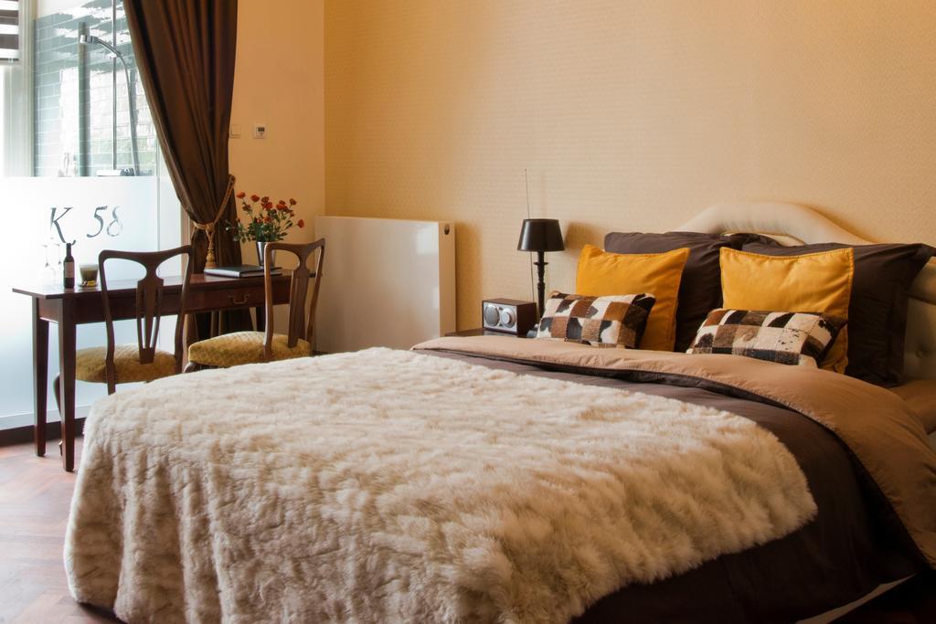 Ck58 Bed & Breakfast Den Haag Room photo